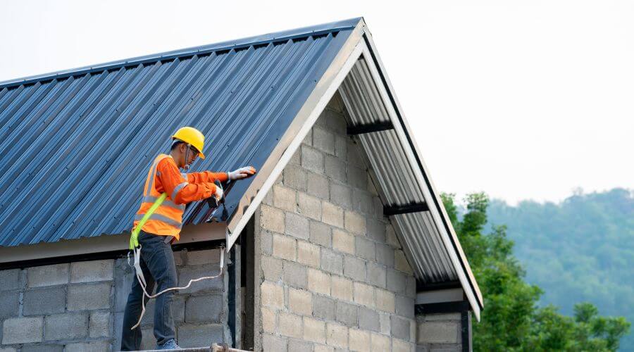 Professional residential roofers in Northwood, OH